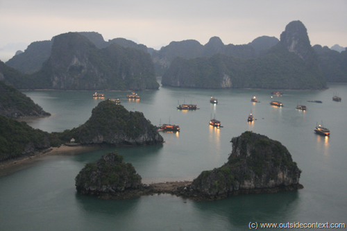 Night falls in Halong Bay Night falls in Halong Bay